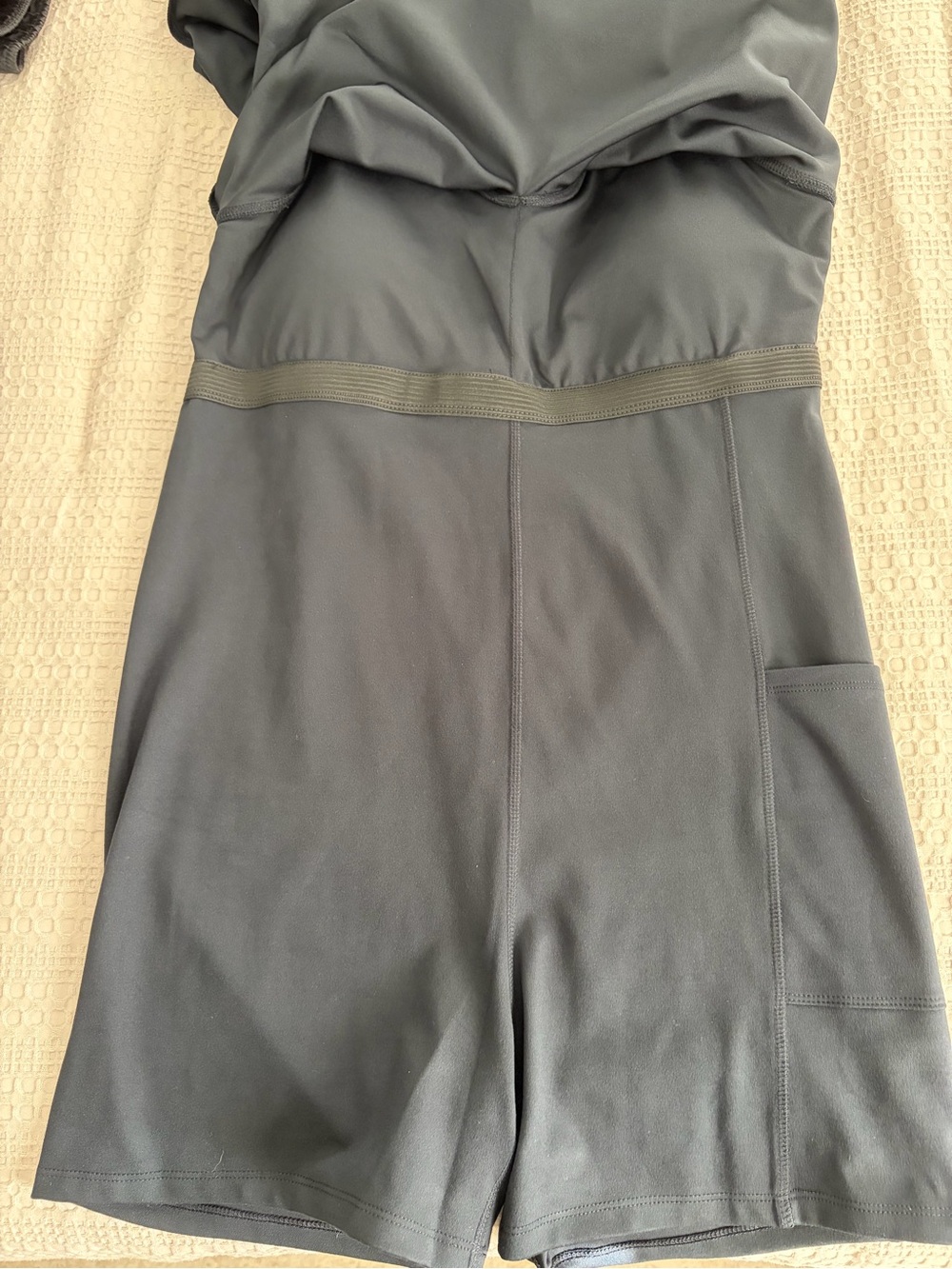 NWT GAP Black V-Neck Active Tank Dress Sz L Athleisure Tenniscore Sporty - Picture 5 of 8